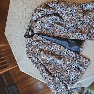 Collerless Tapestry Jacket with Bkue, Borwon, Pink Amd Green Details. Size 2x